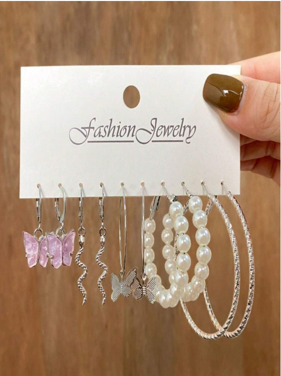 Ensemble de boucles d'oreilles papillon et perles