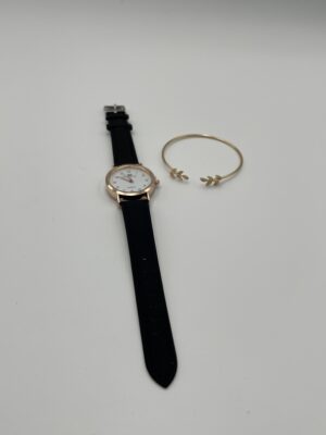 Montre à Quartz Ronde avec Bracelet et Breloque en Feuille