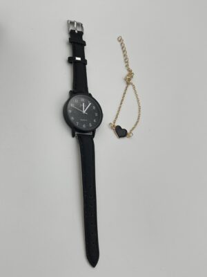 Montre Femme Élégante à Disque et Chiffres Romains