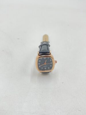 Montre à Quartz Femme avec Cadran Carré et Bracelet en Cuir PU