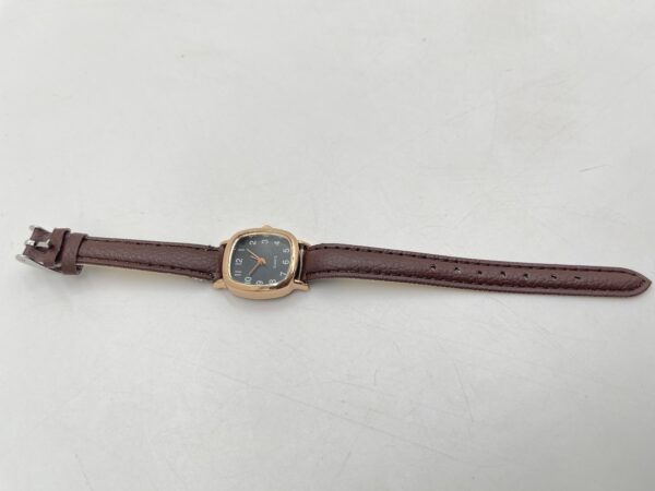 Montre à Quartz , Pointeur Carré avec Bracelet en Cuir PU Brun