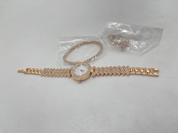 Montre à Quartz avec Décor en Strass, Bracelet en Alliage de Zinc