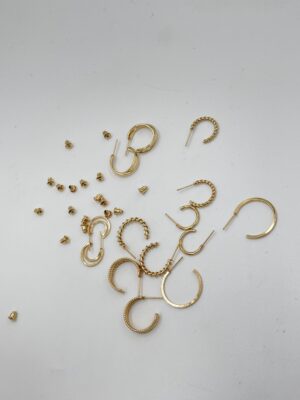 Boucles d'Oreilles à Clous