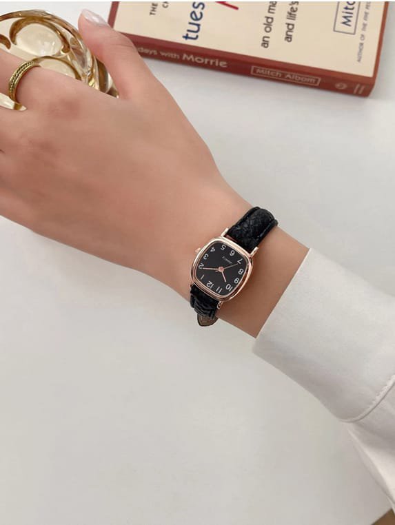 Montre à Quartz avec Cadran Carré et Bracelet en Cuir PU