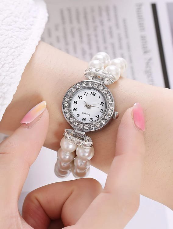 2025/01/1000895230.jpg Montre à Quartz à Décor de Strass, Bracelet Acrylique Blanc
