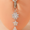Piercing nombril fleur zircon