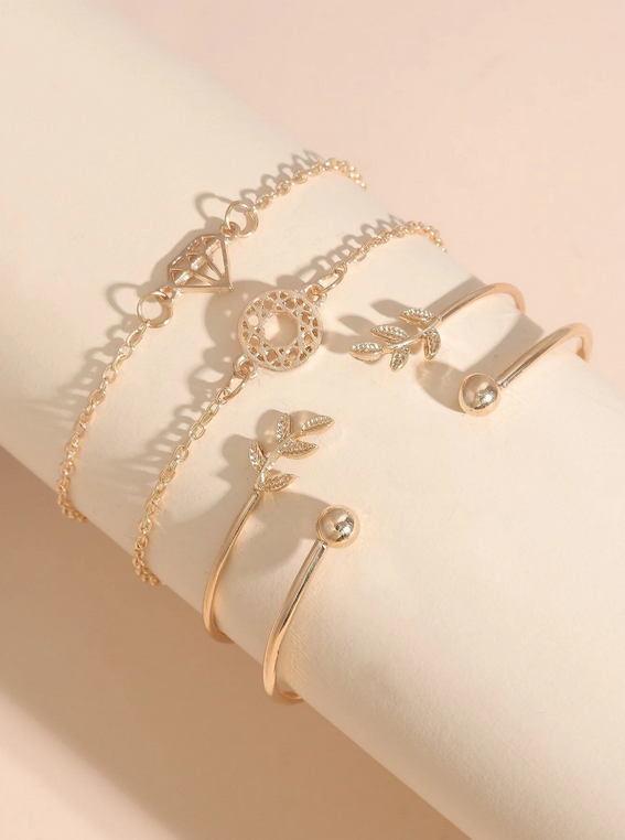 Ensemble de 4 bracelets feuilles et nœuds