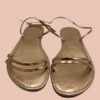 Sandales plates à boucle femme champagne