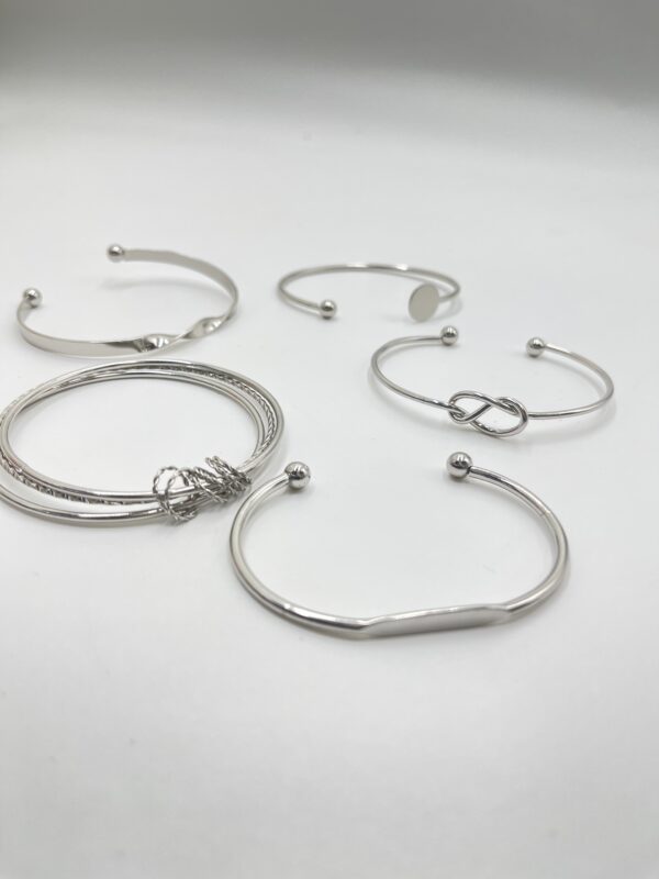 Ensemble de 5 bracelets géométriques minimalistes