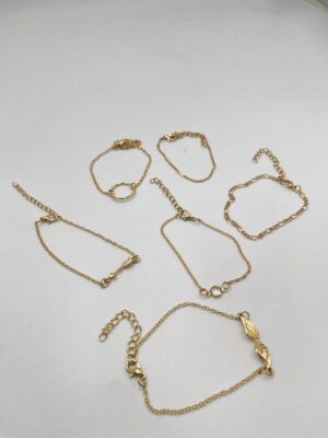 6 bracelets chaîne à ailes et flèches