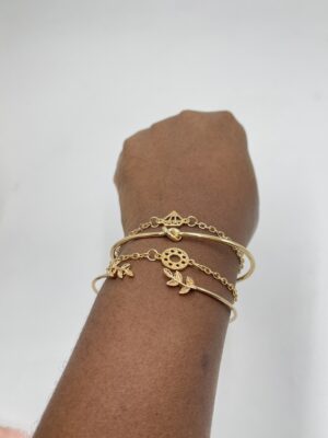 Ensemble de 4 bracelets feuilles et nœuds