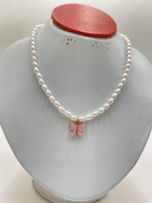 Collier papillon perlé