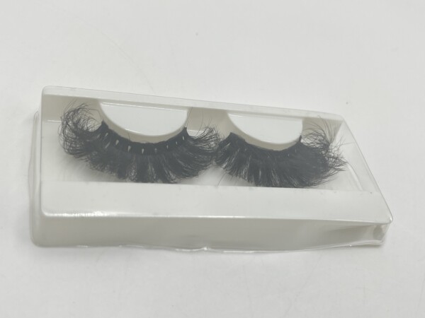 Cils à Bande Complète, Naturels