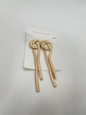 IMG_9346 Boucles d'Oreilles Longues et Simples à Pampilles