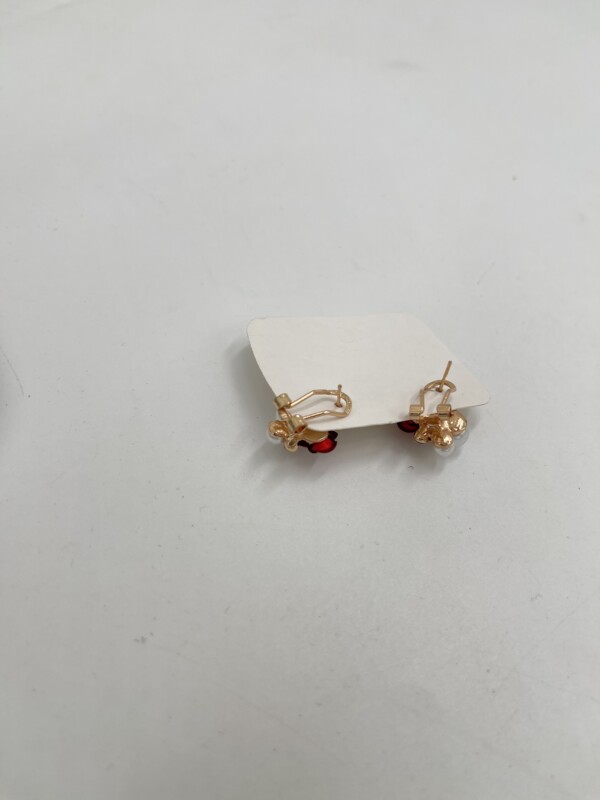 Boucles d'Oreilles Pendantes à Breloque Florale