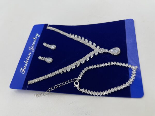 Ensemble de Bijoux Décorés de Luxe