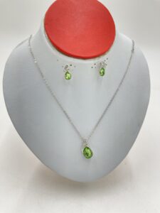 Collier et Boucles d'Oreilles à Pendentif Goutte d'Eau