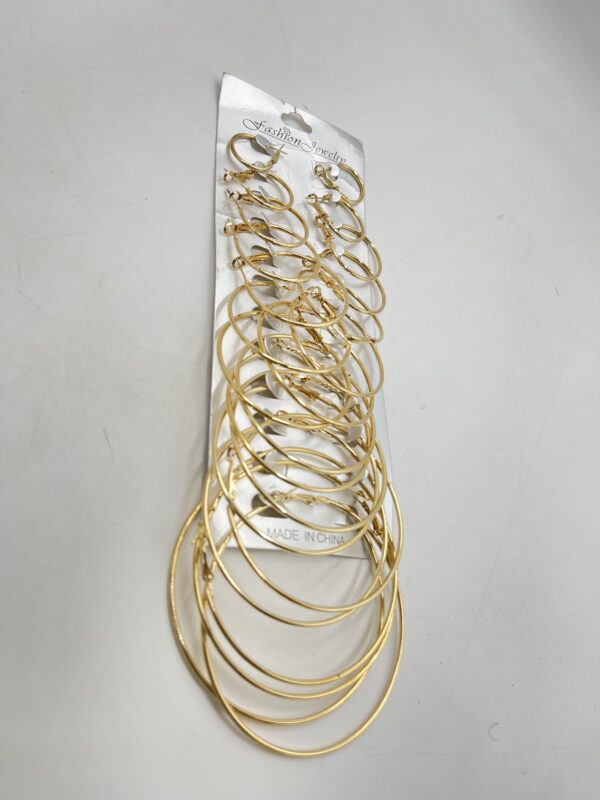 Boucles d'Oreilles Rondes en Acier