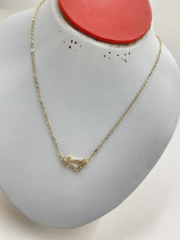 IMG_9548 Collier minimaliste en acier titane et zircons