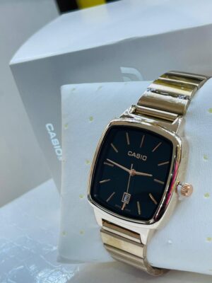 Casio square Rose