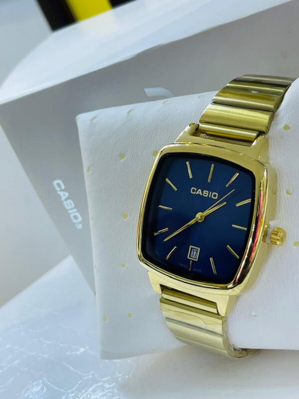 Casio square