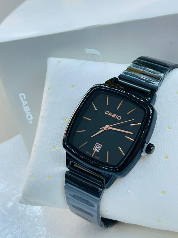 Casio square bl