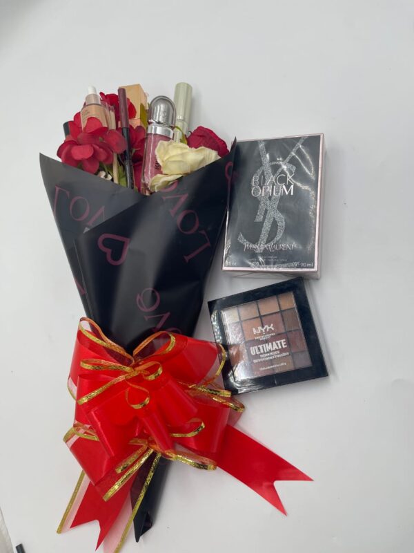 Mini Éclat – Bouquet maquillage réduit + 1 parfum