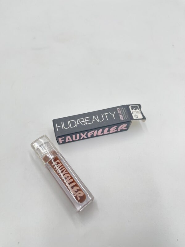 Gloss à Lèvres FAUXKALES élégant