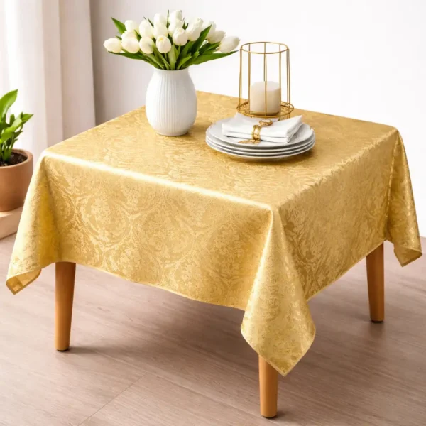 Nappe de Table 1M83 – Doré Élégance Royale Nappe de Table 1M83 – Doré Élégance Royale
