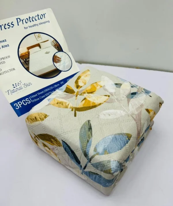WhatsApp Image 2026-09-20 at 18.01.32 (3) Housse de Protection Matelas 200 × 220 cm – Bonnet 25 cm