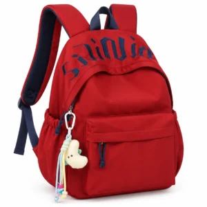Sac à dos rouge avec breloque pastel Sac à dos tendance à lettrage brodé rouge